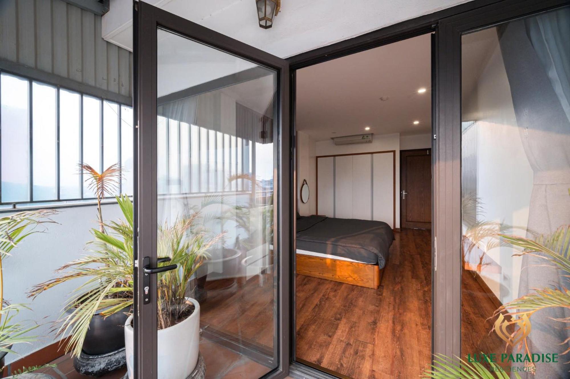 Apartment Luxe Paradise Trinh Cong Son *